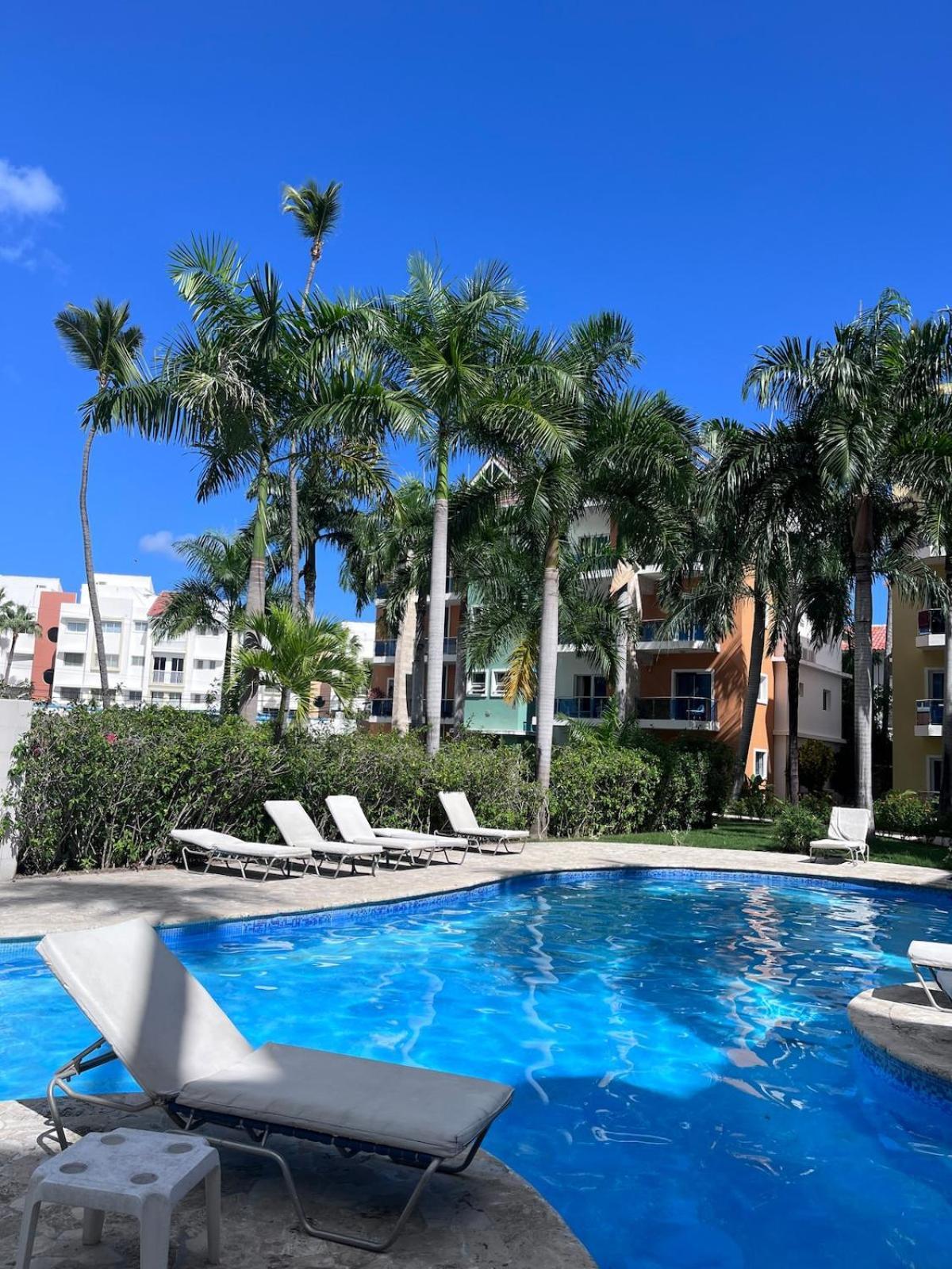 Black Coral Private Beachside Apartment
